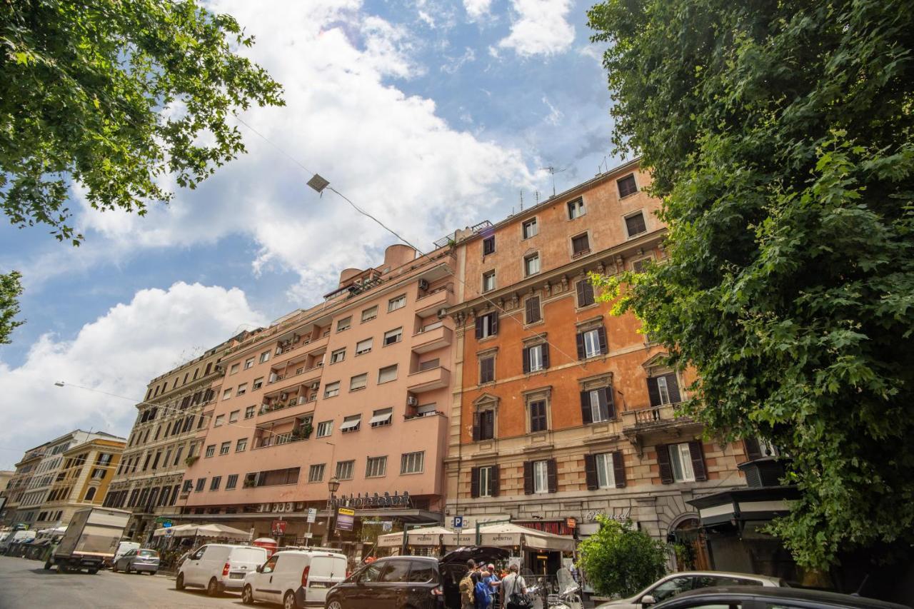Giulio Cesare Charming Suite Great Location Рим Екстериор снимка