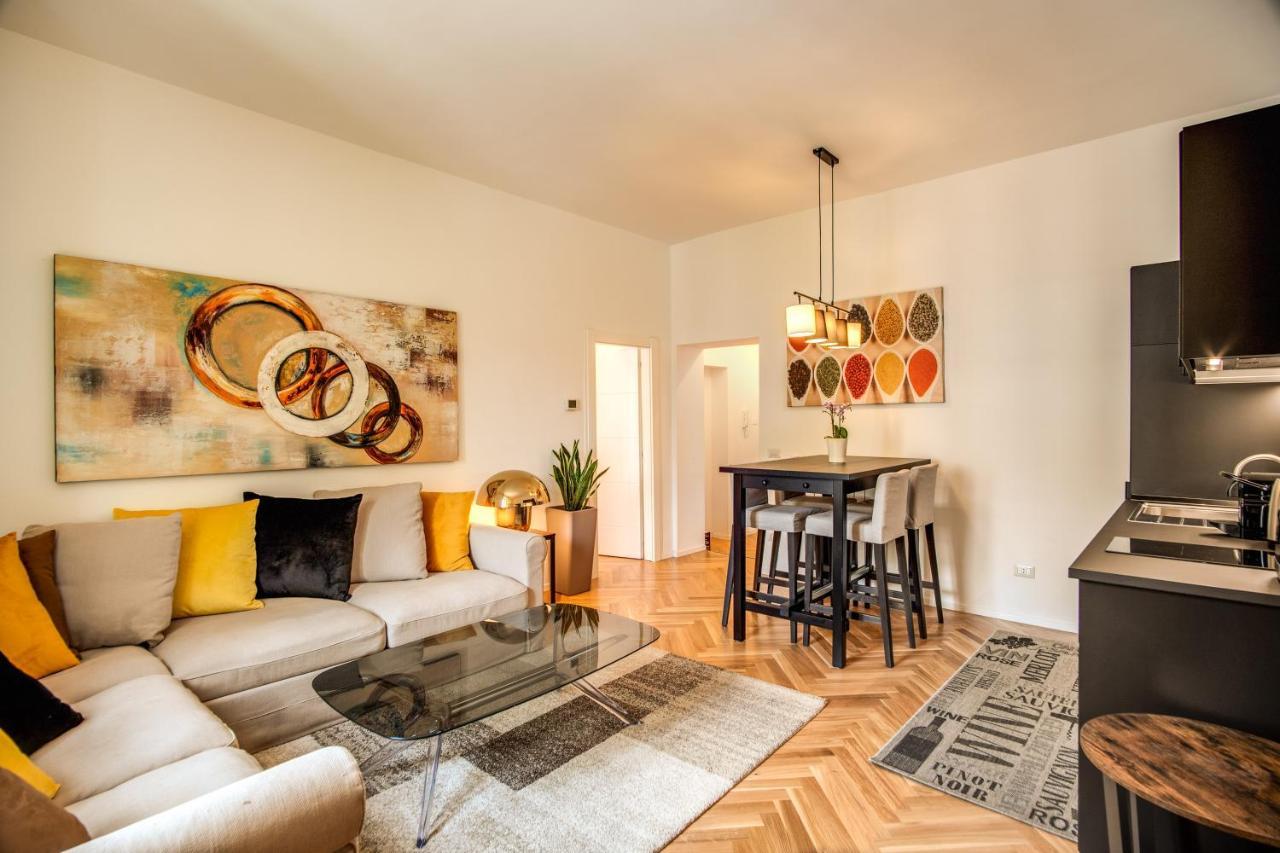 Giulio Cesare Charming Suite Great Location Рим Екстериор снимка